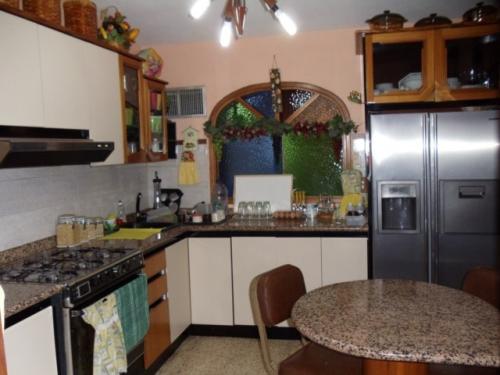 CASA EN VENTA MARACAIIBO SECTOR DELICIAS OSCAR ROMERO