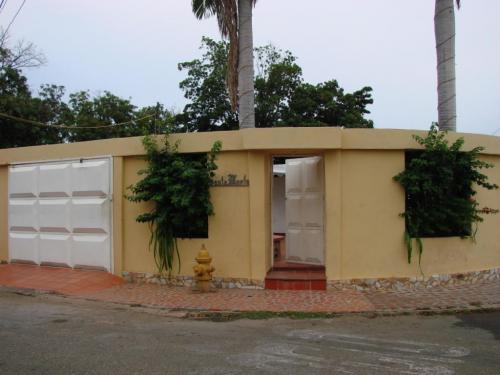 Urb. La Fundacion Mendoza