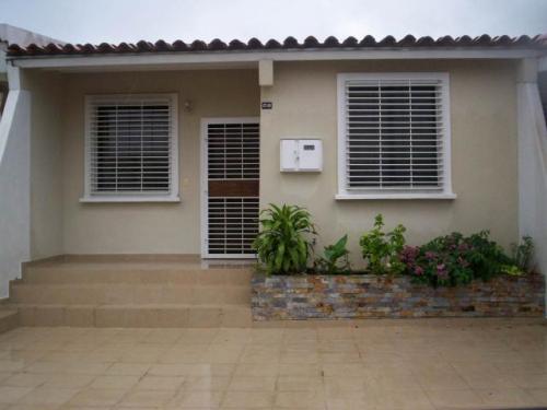 VENTA de bella CASA en CABUDARE 11-9032