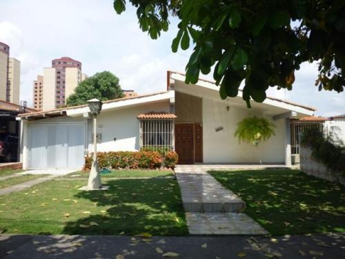 VENTA de CASA en BARQUISIMETO, Los Libertadores 12-1613