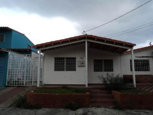 VENTA de bella CASA en CABUDARE 12-1725