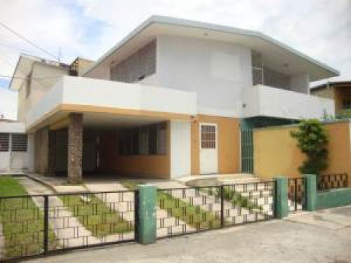 VENTA de CASA en BARQUISIMETO-CENTRO