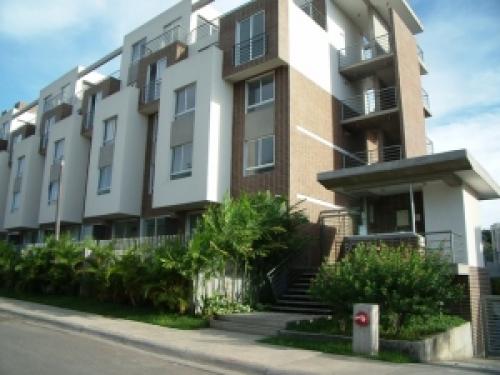 Venta de Bella Quinta Dúplex en la Mejor Zona del Este de Barquisimeto