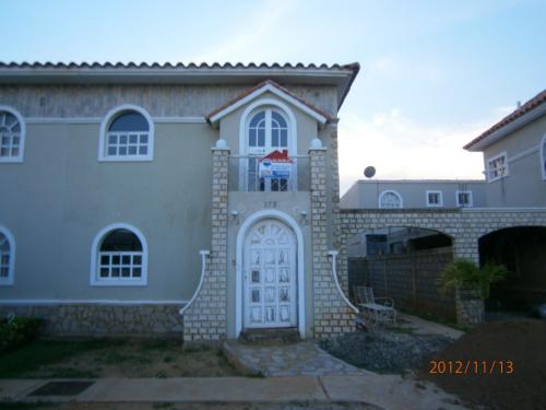 Townhouse en venta Maracaibo Av.Milagro Norte Remaxmillenium