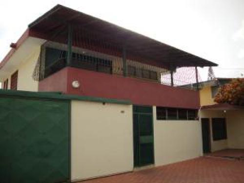 Venta de Quinta para el Comercio en Barquisimeto 