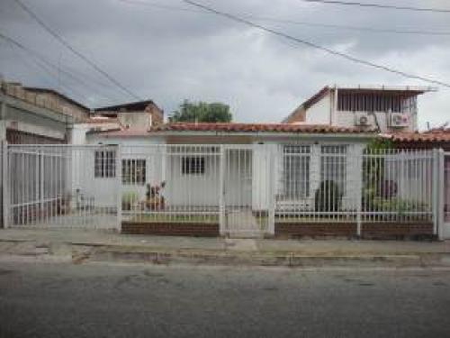 VENTA de CASA en CABUDARE-LAS MERCEDES