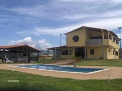 Venta de Quinta en el Manzano a Estrenar Barquisimeto 