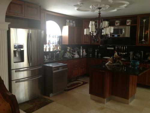 Townhouse en venta Maracaibo Av.Milagro Norte Remaxmillenium