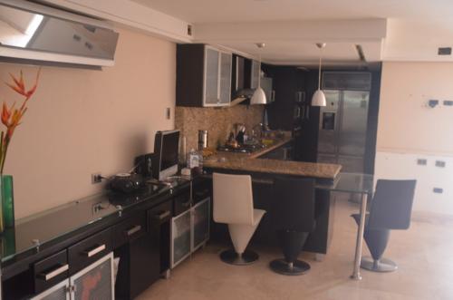 townhouse en venta Maracaibo sector isla dorada Oscar Romero