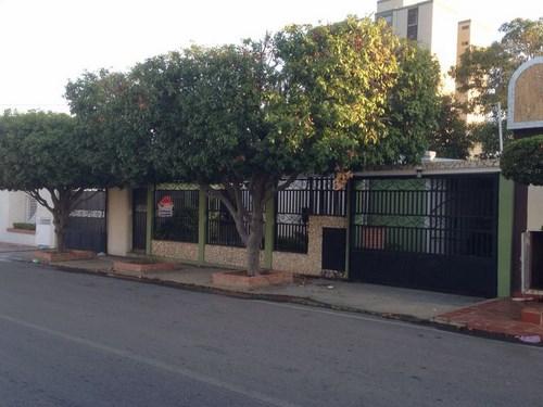 Venta de casa en Las Lomas 