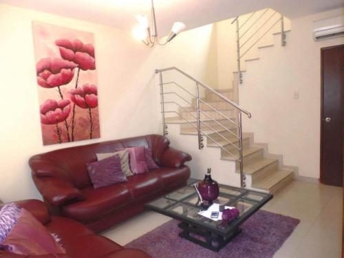 Townhouse listo para habitar 3 habitaciones. Milagro Norte. Maracaibo