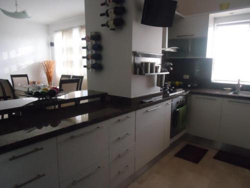 Apartamento 3 habitaciones, Av. Universidad Maracaibo