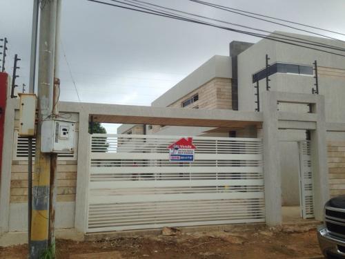 TownHouse en Sector La California 