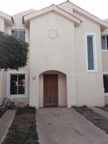 townhouse en venta milago norte maracaibo mls 14-9922