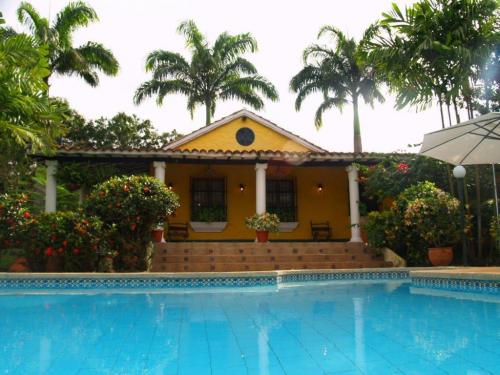 Venta de Hermosa Casa en Safari Contry Club Código 13-559