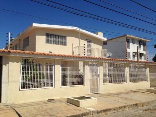 Casa en Sector 18 de Octubre