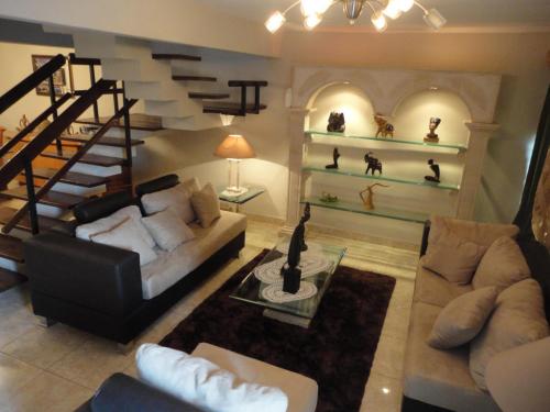 Casa en Venta en Valle Claro Maracaibo de 3 Habitaciones MLS 14-10022