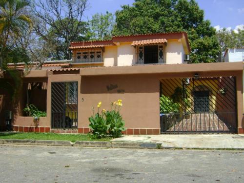 Venta de Casa en Trigal Norte Valencia Código 15-1441 ybra