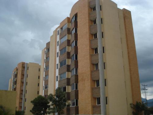 Venta de Comodo Apartamento en Mañongo Naguanagua  15-2636