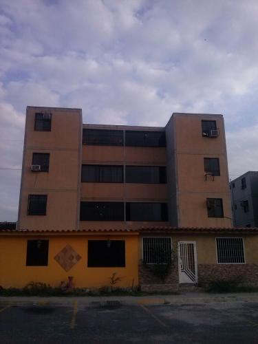 Sky Group Vende Apartamento en Paraparal Buenaventura