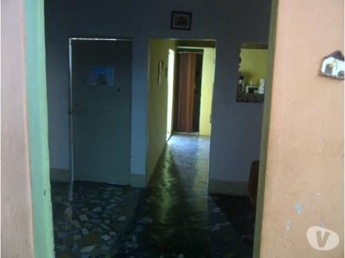 Venta de casa 128mts2 2 plantas en el Castaño La Victoria.