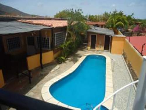 vendo casa multiple con piscina en margarita