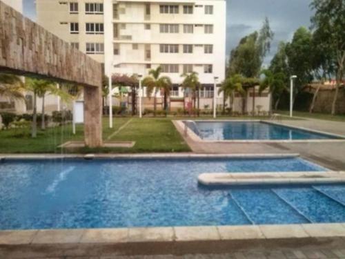 15-8702 APARTAMENTO EN VENTA EN MARACAIBO, EL MILAGRO