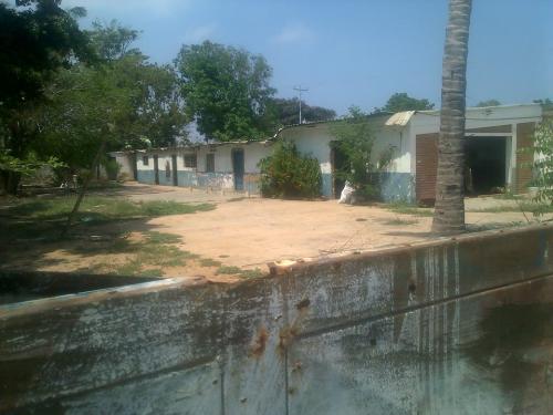 vendo casa. area de terreno 1242 metros cuadrados cerca del Rosmini