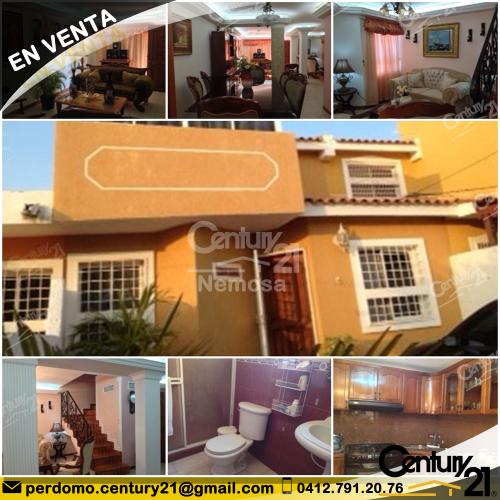 HERMOSO TOWNHOUSE EN VENTA EN VILLA SANTA FE EN MARACAIBO.