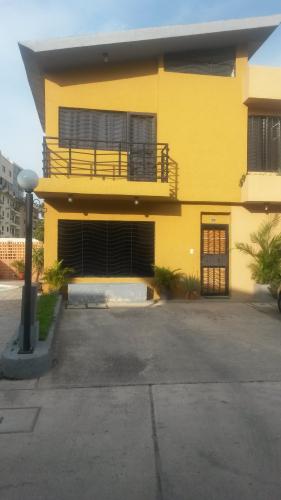 kumquat townhouse