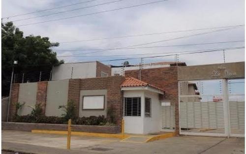 Townhouse ubicado en Los Olivos 10JUN