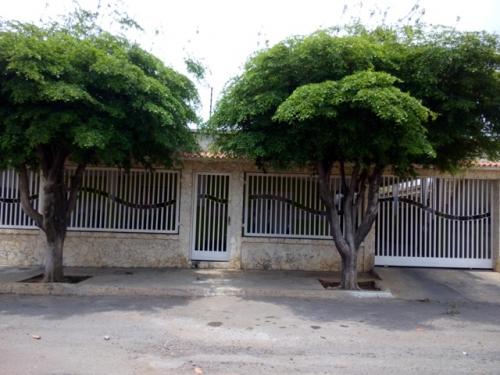 CASA EN VENTA ZONA SUR MLS 16-8132