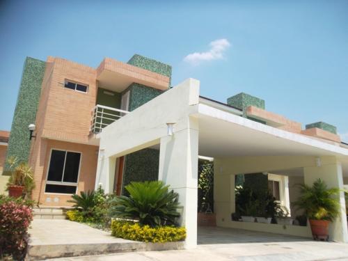 Sky Group vende Hermoso Town House en San Diego 