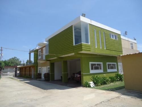 SuEspacio Bienes Raíces,C.A. En Venta, Town House en Cabimas - Calle Cumaná