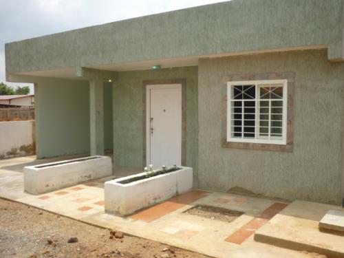 Cod. CA-V0003  INMOBILIARIA INSERVIPCON VENDE CASA EN CABIMAS 