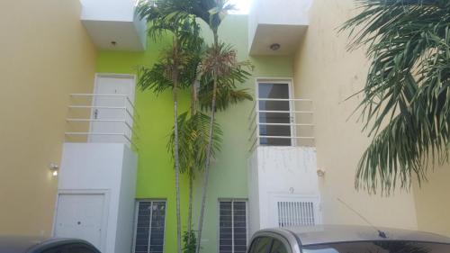 VENDO CASA TOWNHOUSE EN VILLA CERRADA PLAZA DE CAMPO GOAJIRA