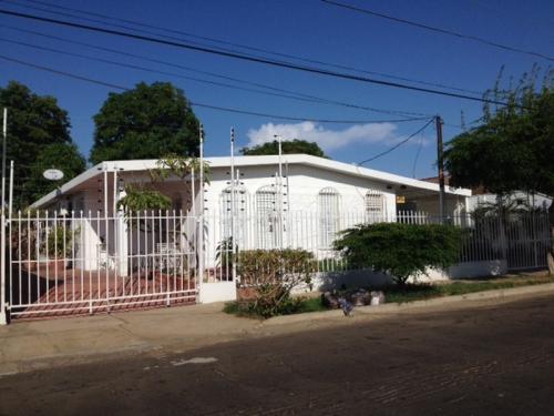 SuEspacio Bienes Raíces,C.A. En Venta, Casa en Maracaibo - Sector Las Lomas