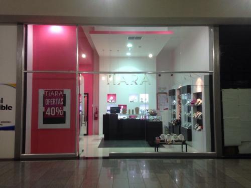 SuEspacio Bienes Raíces, C.A. Alquila Local en Cabimas - Av. Intercomunal