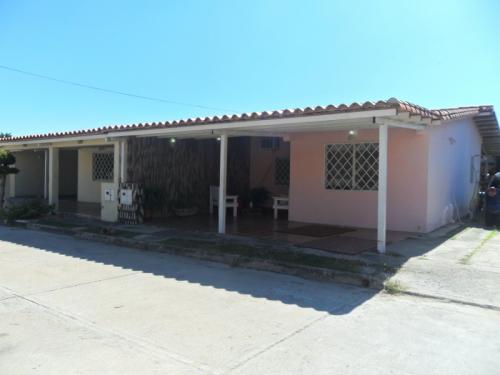 ¡ Hermosa Casa en San Joaquin La Encenada!
