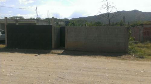 Se vende bella casa en Monte Sinay
