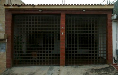 OFERTA Se Vende Casa En Parque Residencial La Esmeralda