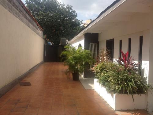 Casa en Zona Comercial