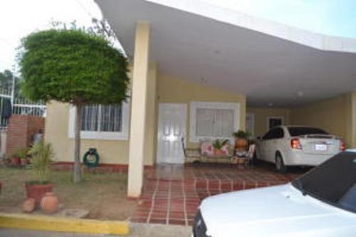 TW EN VENTA EN DORAL NORTE, MLS1710317. LLAMA YA!!