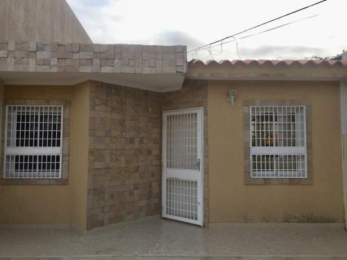 Venta Casa Maracaibo VIlla SANTA FE 92A