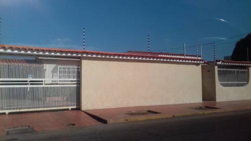 Venta Casa Maracaibo Urb. El Pilar