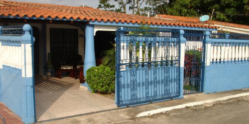 VENDO CASA URB EL RECREO 5TA ETAPA