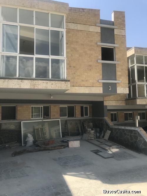 Q1105 VILLA LAGO