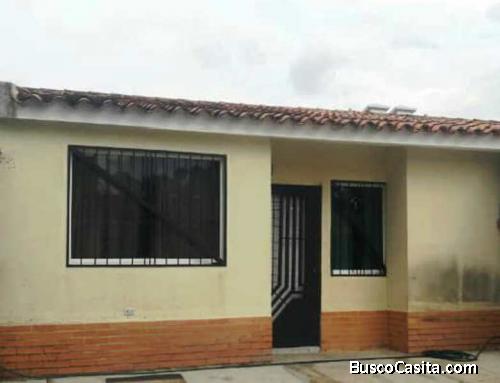 Se Vende Town House en Villas de Monte Carmelo, San Diego