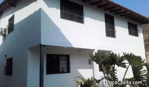 CASA TIPO TOWNHOUSE EN SANTA ROSALIA CAGUA