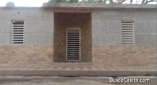 SKY GROUP Vende Hermosa casa en Ocumare de La Costa, específicamente en la zona del Playón 